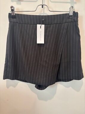 Dynamite Peyton Black with White Pinstripe Wrap Skort
